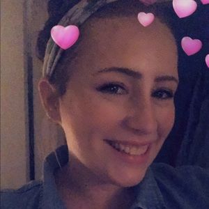 Meet your Posher, Briana